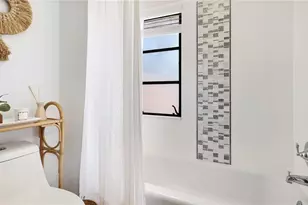 2383 Lakeside Mews, Sarasota, FL 34235 - Photo 17