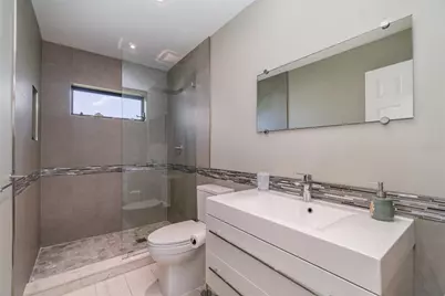 4353 Indian Point Trail, Sarasota, FL 34238 - Photo 19