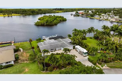 14544 Riverside Drive, Fort Myers, FL 33905 - Photo 5