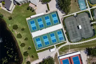 305 Siena Vista Pl, Sun City Center, FL 33573 - Photo 49