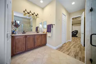 305 Siena Vista Pl, Sun City Center, FL 33573 - Photo 19