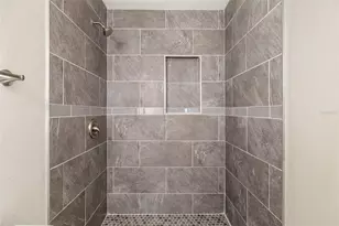 2513 Avenue B, Bradenton Beach, FL 34217 - Photo 21