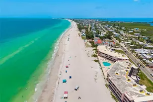 2513 Avenue B, Bradenton Beach, FL 34217 - Photo 3
