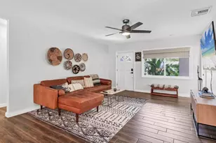 2141 Hyde Park St, Sarasota, FL 34239 - Photo 7