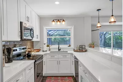 2141 Hyde Park Street, Sarasota, FL 34239 - Photo 11