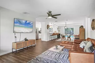 2141 Hyde Park St, Sarasota, FL 34239 - Photo 9