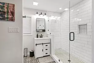 2141 Hyde Park St, Sarasota, FL 34239 - Photo 19