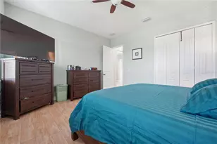 6619 35th Ct E, Sarasota, FL 34243 - Photo 35