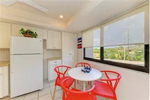 6840 Midnight Pass Rd, Sarasota, FL 34242 - Photo 17