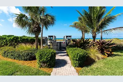4325 Gulf Of Mexico Drive #305, Longboat Key, FL 34228 - Photo 39