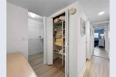 4325 Gulf Of Mexico Drive #305, Longboat Key, FL 34228 - Photo 17