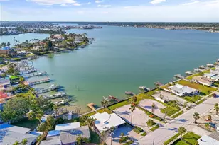 15305 Harbor Dr, Madeira Beach, FL 33708 - Photo 9