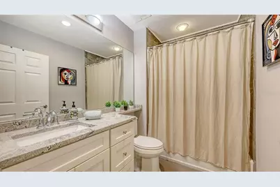 1921 Monte Carlo Drive #302, Sarasota, FL 34231 - Photo 21