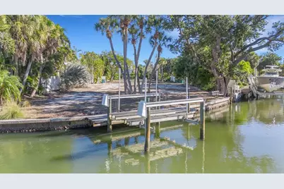 1231 Starboard Lane, Sarasota, FL 34242 - Photo 9