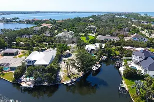 1231 Starboard Ln, Sarasota, FL 34242 - Photo 25