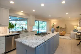 483 Partridge Cir, Sarasota, FL 34236 - Photo 5