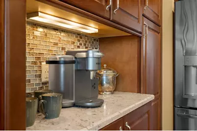 395 Aruba Circle #401, Bradenton, FL 34209 - Photo 15