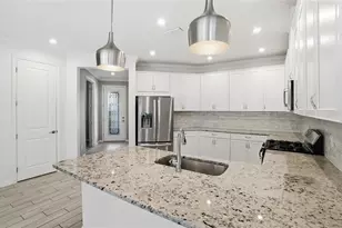 5540 Summit Gln, Bradenton, FL 34203 - Photo 15