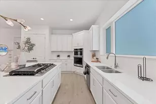 6028 Red Mangrove Ln, Bradenton, FL 34210 - Photo 11