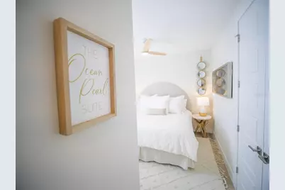 111 6th Street N, Bradenton Beach, FL 34217 - Photo 33