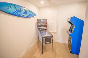 111 6th St N, Bradenton Beach, FL 34217 - Photo 15