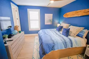 111 6th St N, Bradenton Beach, FL 34217 - Photo 27