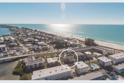 111 6th Street N, Bradenton Beach, FL 34217 - Photo 45