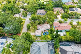 2504 Mulberry Terrace, Sarasota, FL 34239 - Photo 7