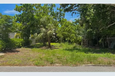718 Hudson Avenue, Sarasota, FL 34236 - Photo 1