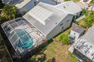 7716 Geneva Ln, Sarasota, FL 34243 - Photo 13