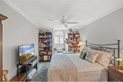 7716 Geneva Lane, Sarasota, FL 34243 - Photo 7