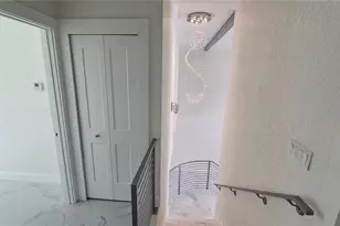 1240 Solitude Ln, Sarasota, FL 34242 - Photo 37