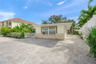1240 Solitude Ln, Sarasota, FL 34242 - Photo 53