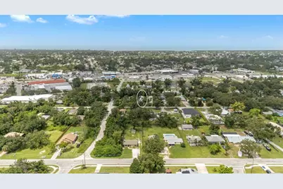 2218 Woodmere Rd, Venice, FL 34293 - Photo 3