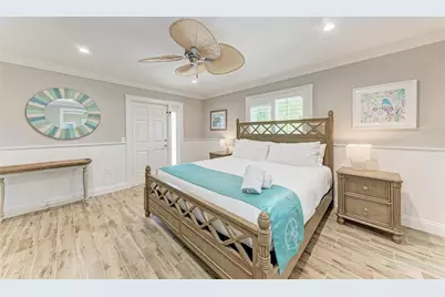 733 Holly Road, Anna Maria, FL 34216 - Photo 17
