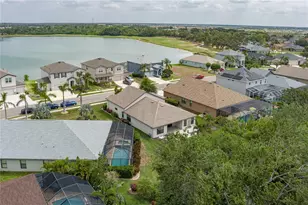 9236 Raes Creek Pl, Palmetto, FL 34221 - Photo 29