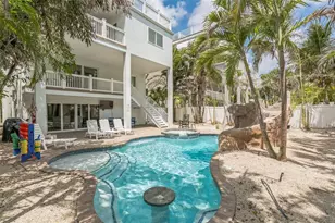 538 Canal Rd, Sarasota, FL 34242 - Photo 21