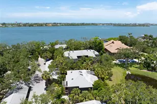 1347 Landings Dr, Sarasota, FL 34231 - Photo 57