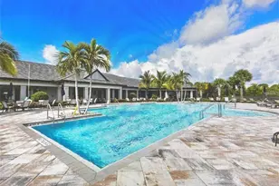 5748 Bay Pine Way, Sarasota, FL 34238 - Photo 5