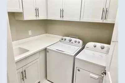 5748 Bay Pine Way, Sarasota, FL 34238 - Photo 17