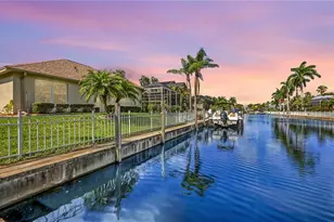 4735 Starboard Dr, Bradenton, FL 34208 - Photo 5