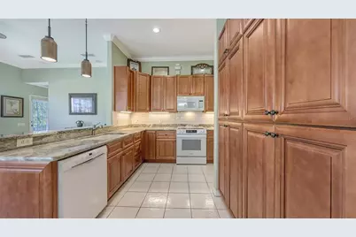 4735 Starboard Drive, Bradenton, FL 34208 - Photo 19