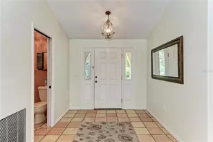 3217 Oak Grove Dr, Sarasota, FL 34243 - Photo 9