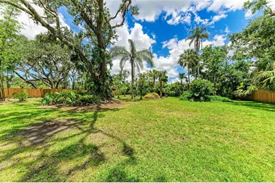 3217 Oak Grove Drive, Sarasota, FL 34243 - Photo 61