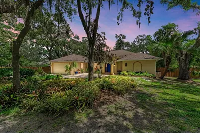 3217 Oak Grove Drive, Sarasota, FL 34243 - Photo 1