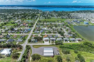 2406 15th St W, Palmetto, FL 34221 - Photo 27