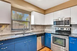 2315 Riverwood Pines Dr, Sarasota, FL 34231 - Photo 17