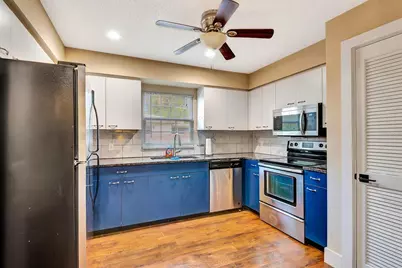 2315 Riverwood Pines Drive, Sarasota, FL 34231 - Photo 19