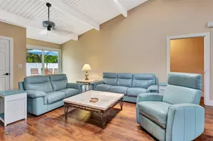 2315 Riverwood Pines Dr, Sarasota, FL 34231 - Photo 7