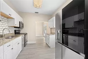 719 22nd St W, Bradenton, FL 34205 - Photo 9